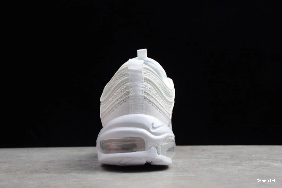 White Triple 97 Max Grey Wolf Air  921826-101 0923